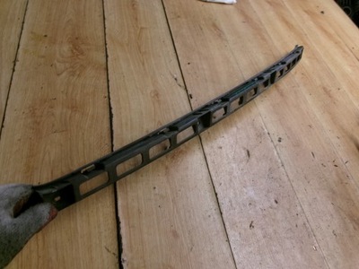 Vw polo v 6r направляющая бампера задняя средний фото №1