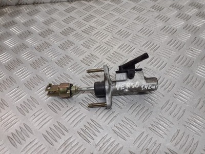 Помпа зчеплення toyota yaris verso 1.4 d4d фото №1