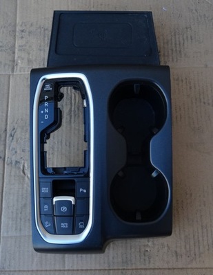 Hyundai santa fe iv панель средний зарядное устройство фото №1