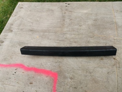 Захист стійка кришки багажника mercedes w251 a2517400070 фото №1