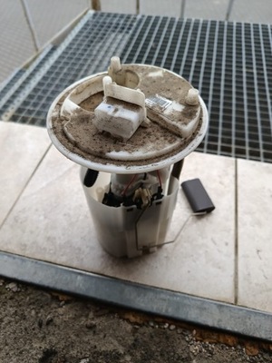 Opel corsa d 1.2 a12xer насос топлива фото №1