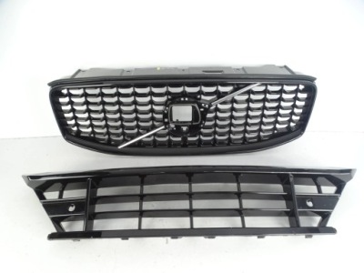 Решітка радіатора volvo xc60 ii r-design lift + решітка фото №1