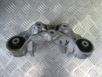 Audi r8 420 кронштейн мост кронштейн 420599287 фото №1