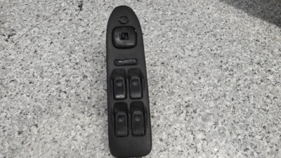 Bc1d66350a панель окон mazda mpv 96r фото №1