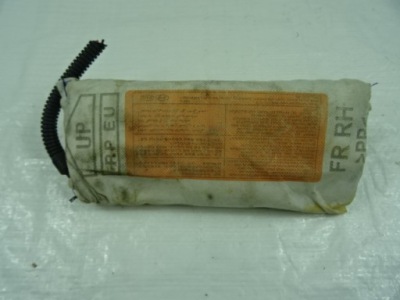 Kia carens iv подушка сидіння права aibag фото №1