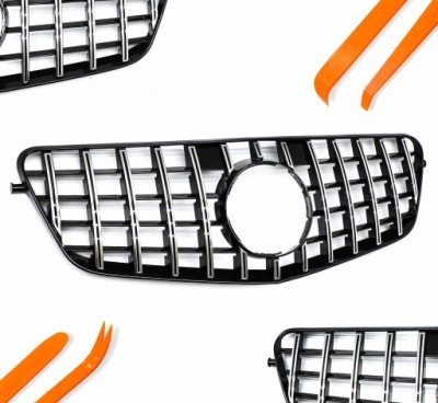 Решётка радиатора решётка радиатора mercedes db e w212 09-12 серебристая gtr style фото №1