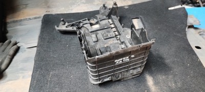 Skoda superb ii lift корпус акумулятор фото №1