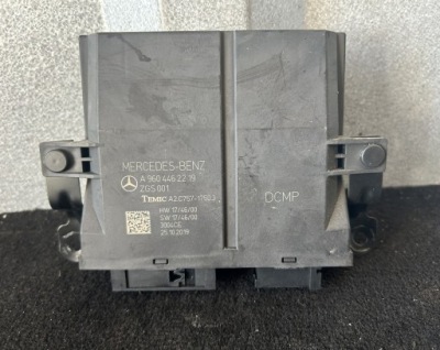 Блок управления дверь mercedes actros mp5 a9604462219 фото №1
