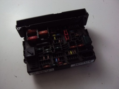 Коробка запобіжників bmw serii 1 e82 coupe 2.0 d фото №1