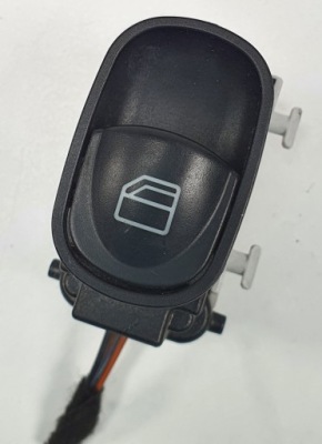 Кнопка скло задній mercedes w209 a2098203510 фото №1