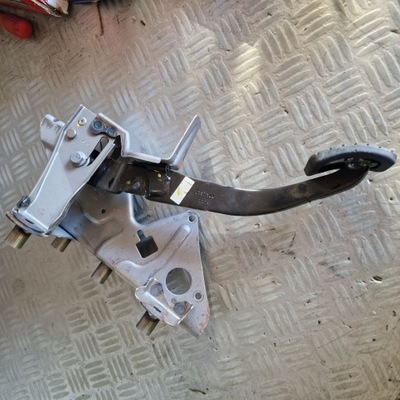 Педаль тормоза renault clio iv фото №1