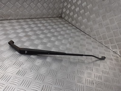 Важіль двірники праве toyota yaris verso фото №1