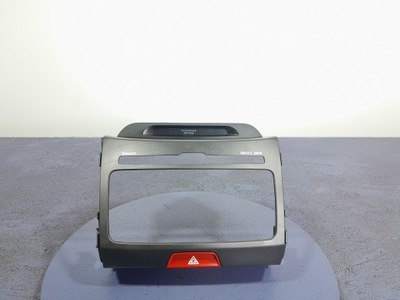 Kia sportage iii рамка радио i навигации eu 95960-3u000 фото №1