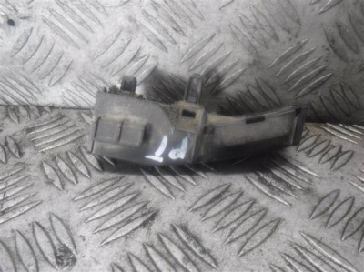 Направляющая бампера правый задняя toyota auris i фото №1