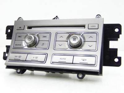 Панель радіо обдув jaguar оригінальний номер 8x23-18c858-bf фото №1