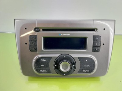 Радіо alfa romeo mito 08-18 1560873490 фото №1