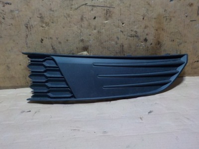 Решётка радиатора бампера правый перед kombi skoda fabia iii фото №1