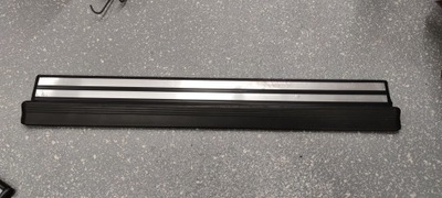 Mercedes w210 накладка поріг передня 2106800135 фото №1