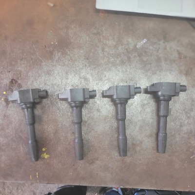 Renault clio iv tce катушка зажигания 224332428r фото №1