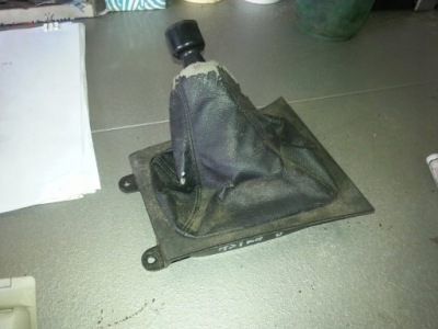 Opel astra 2 g - чехол переключения передач фото №1