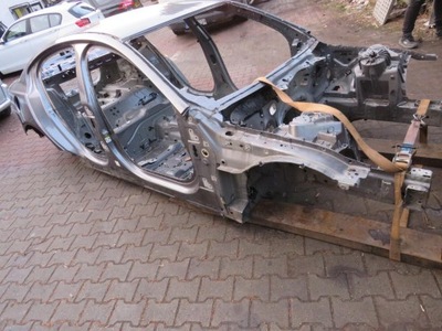 Чверть лонжерон правий перед jaguar xe фото №1