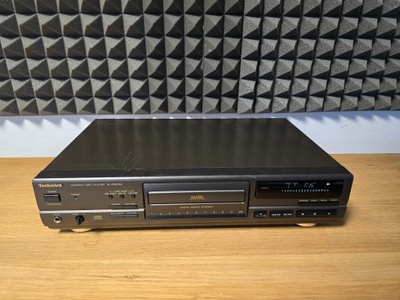 TECHNICS SL-PG570A ODTWARZACZ CD KOMPAKT W PEŁNI SPRAWNY TECHNICZNIE WARTO!