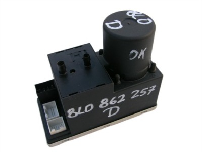 Помпа центрального замка audi a3 a4 a6 8l0862257d фото №1