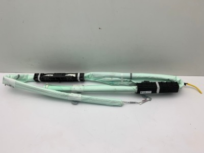 Hyundai santa fe 4 iv шторка безопасности правая 7 человек 2018- фото №1