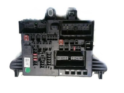 Opel insignia a 08- коробка предохранителей 22737768 фото №1