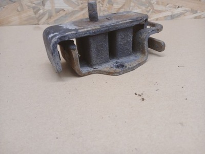 Frontera a подушка двигателя правая 2.0 8v фото №1