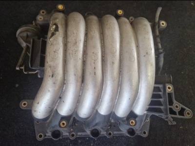 Audi колектор всмоктуючий 078133223s 078133151bg фото №1