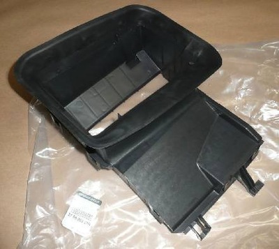 Renault clio захист радіатора 215580321r фото №1