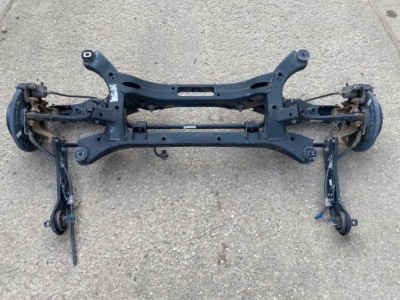 Балка задня kia sportage iv hyundai tucson iii 2wd фото №1