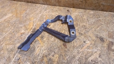 Vw new beetle 2001 петля капот фото №1