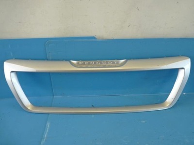 Peugeot boxer iii lift решётка радиатора 15- 18072049 фото №1