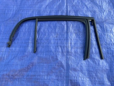 Peugeot 208 ii прокладка дверь правый задняя 22 rok фото №1