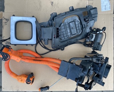 Роз'єм заряджання штекер hyundai kona електрик фото №1