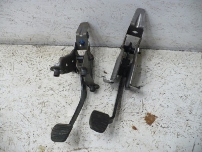 Накладка резиновый элемент педали тормоза dacia dokker lodgy педаль тормоза сцепления фото №1