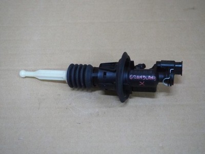 Помпа сцепления opel grandland x 1.2 thp 9809425480 фото №1