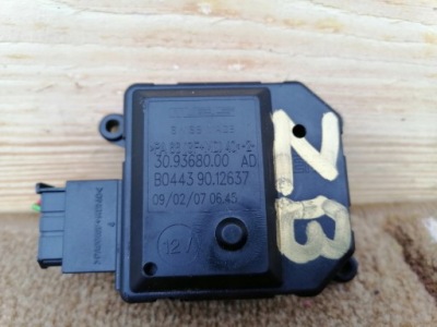 Opel моторчик обдув обігрівача 30.93680.00 фото №1