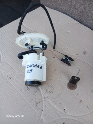 Насос пального opel zafira b 1.9 cdti z19dt фото №1