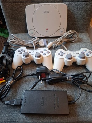 KONSOLA SONY SCPH-102 PS1