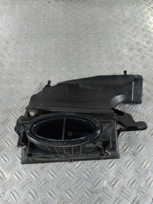 Mercedes w207 coupe 09- корпус фильтра воздуха 3.2 фото №1