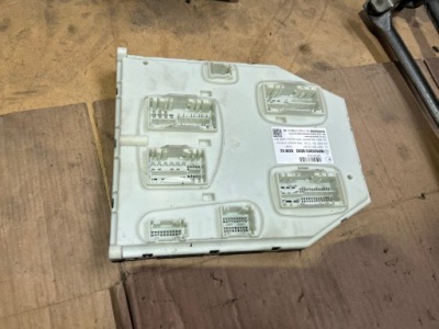 Модуль bcm mercedes sprinter 907, 910 18- a9079000305 фото №1