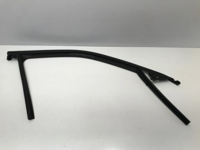 Mx-30 молдинг прокладка стекло дверь правый перед фото №1