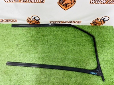 Przewodnica скло передніх правих двері range rover l460 m8e2-21596-am фото №1