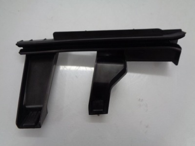 Fiat doblo направляющая стекло дверь правая фото №1