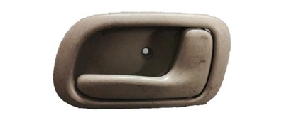 Ручка правая передняя внутренняя corolla e11 фото №1