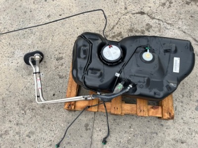 Ford transit courier 1.0 ecoboost bak бак пального оригінал фото №1