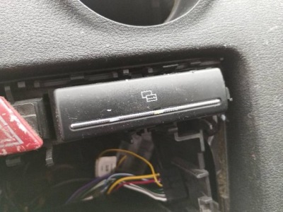 Бардачок шухляда 8p0941561g audi a3 фото №1